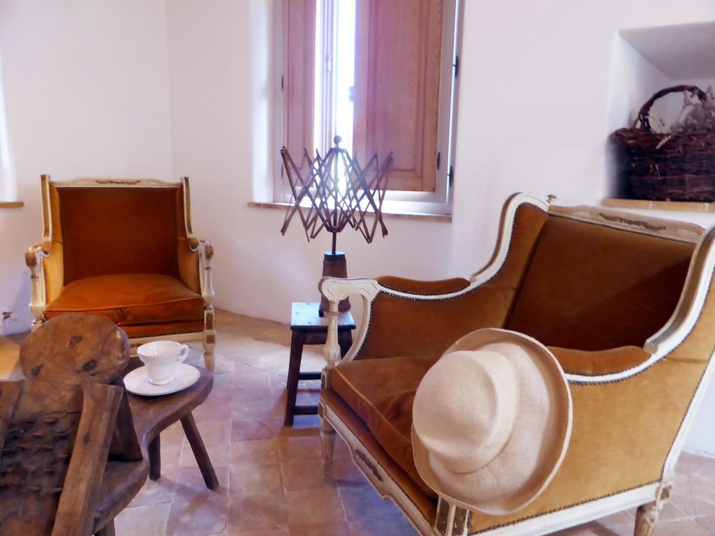 Gasthaus Casarciccia Todi Zimmer foto